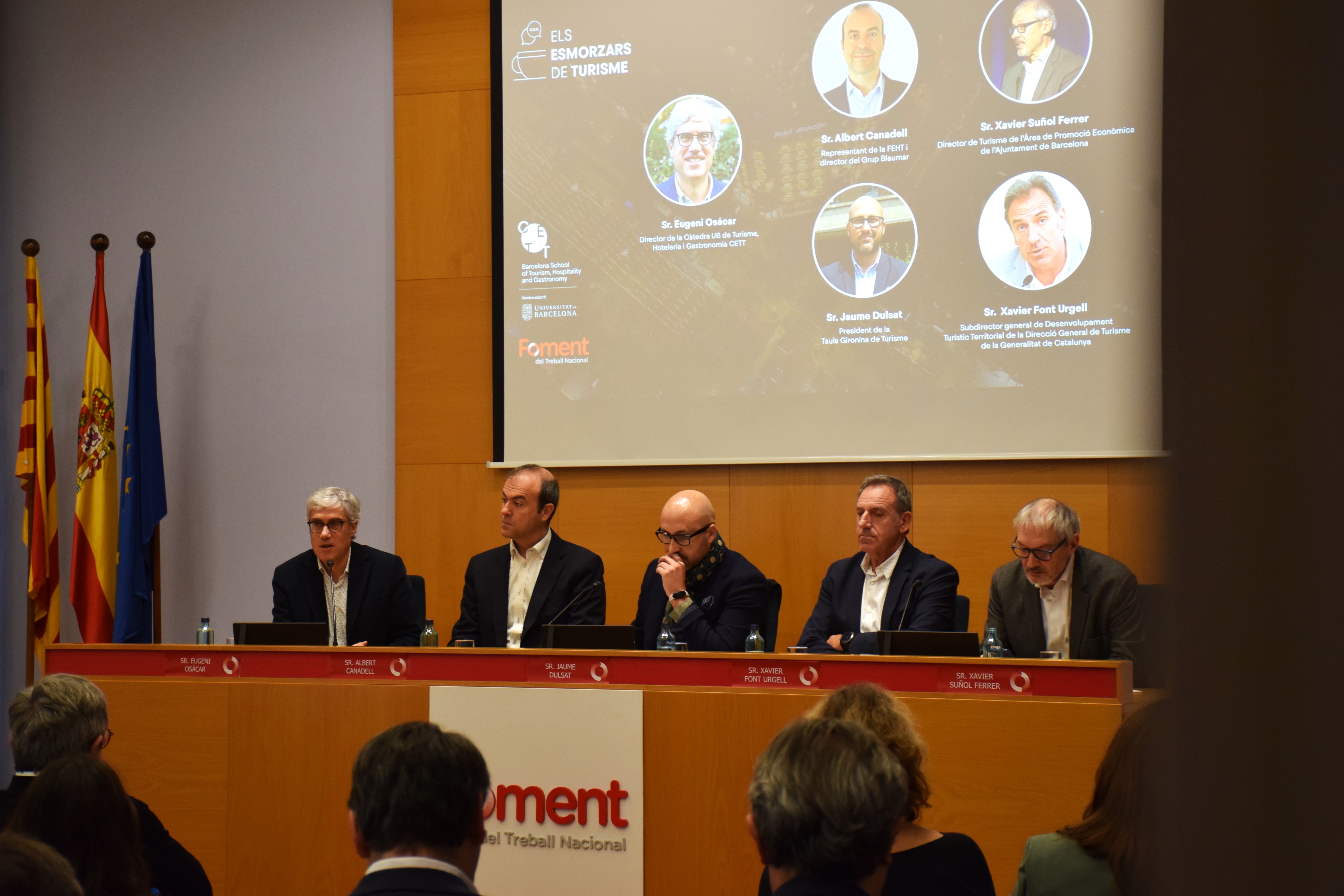 Photography from: Desayunos de Turismo | Expertos destacan el potencial de la tasa turística para promover un modelo sostenible y equilibrado